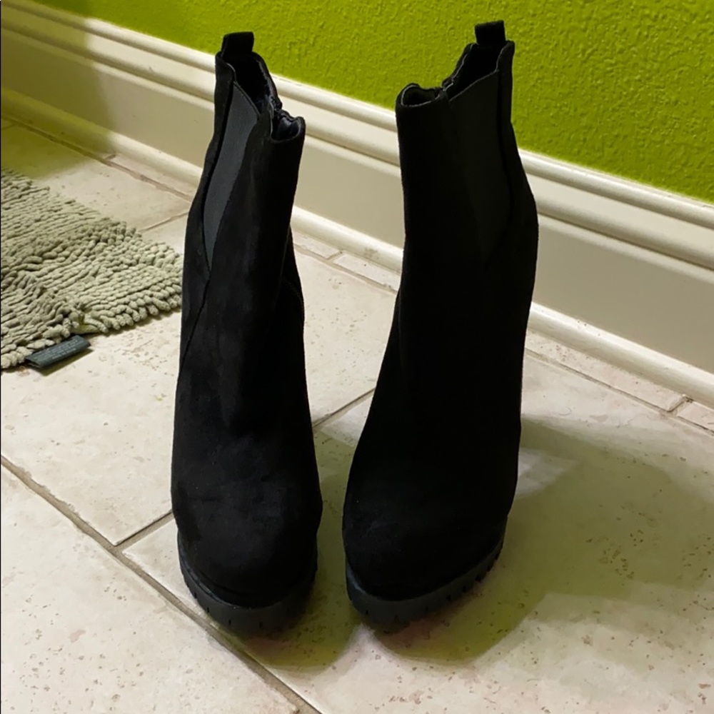 Black boots